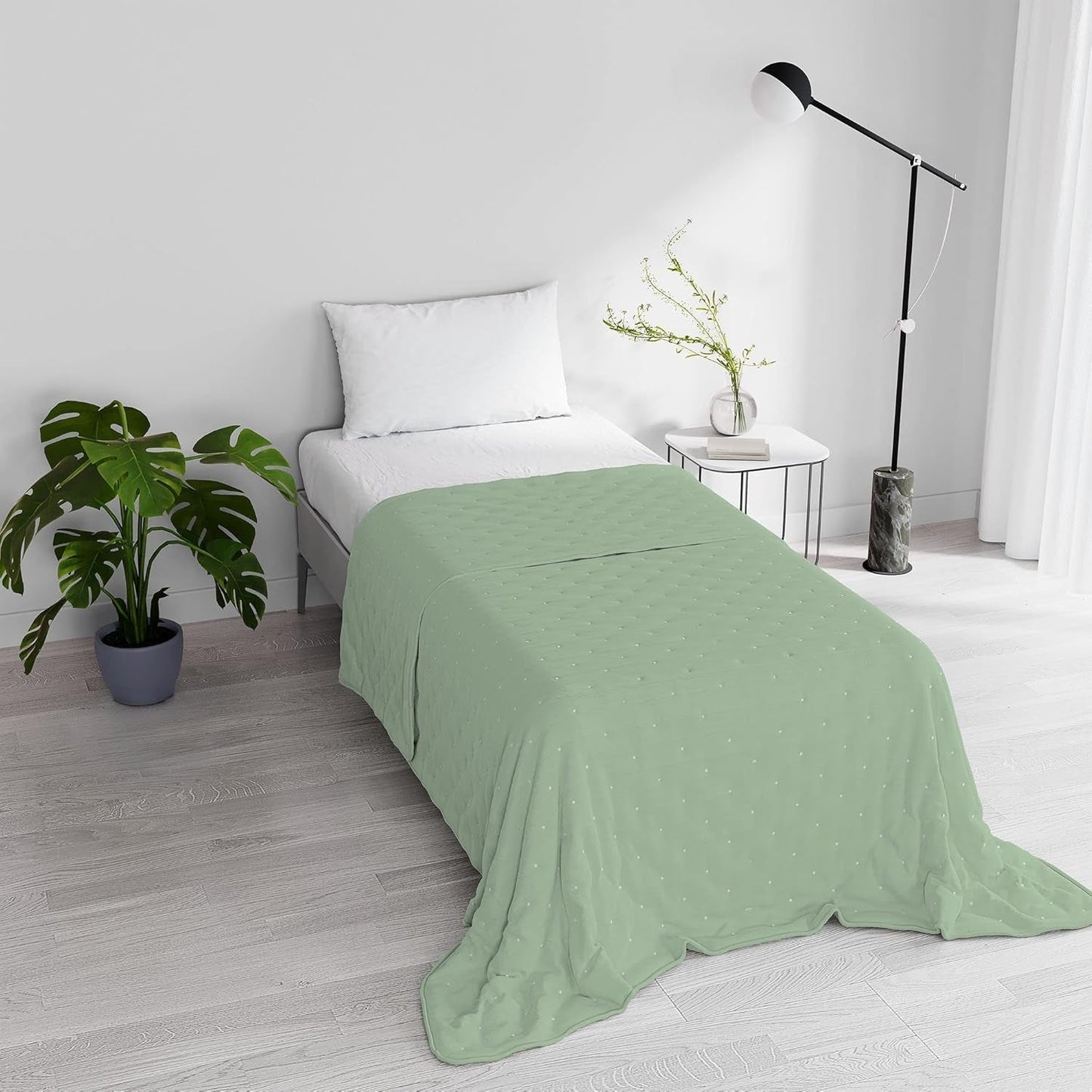 Elegant sommerdyne, quiltet, grøn, 170 X 250 cm Dyner og dyner Naty Shop Verdino 170X250Cm