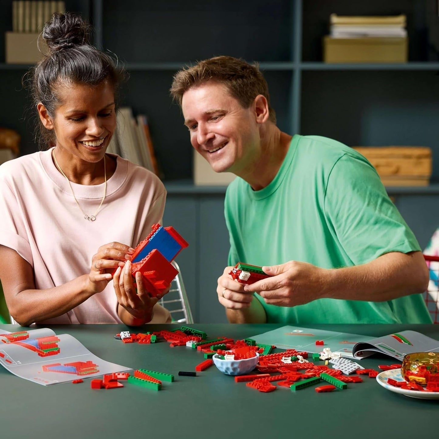 LEGO Art Love Byggesæt til Voksne Boligdekoration Valentinsdag og Mors Dag Gave til Kvinder og Mænd Kreativ aktivitet for Kunst- og Designelskere 31214 Byggesæt Besuche den LEGO-Store