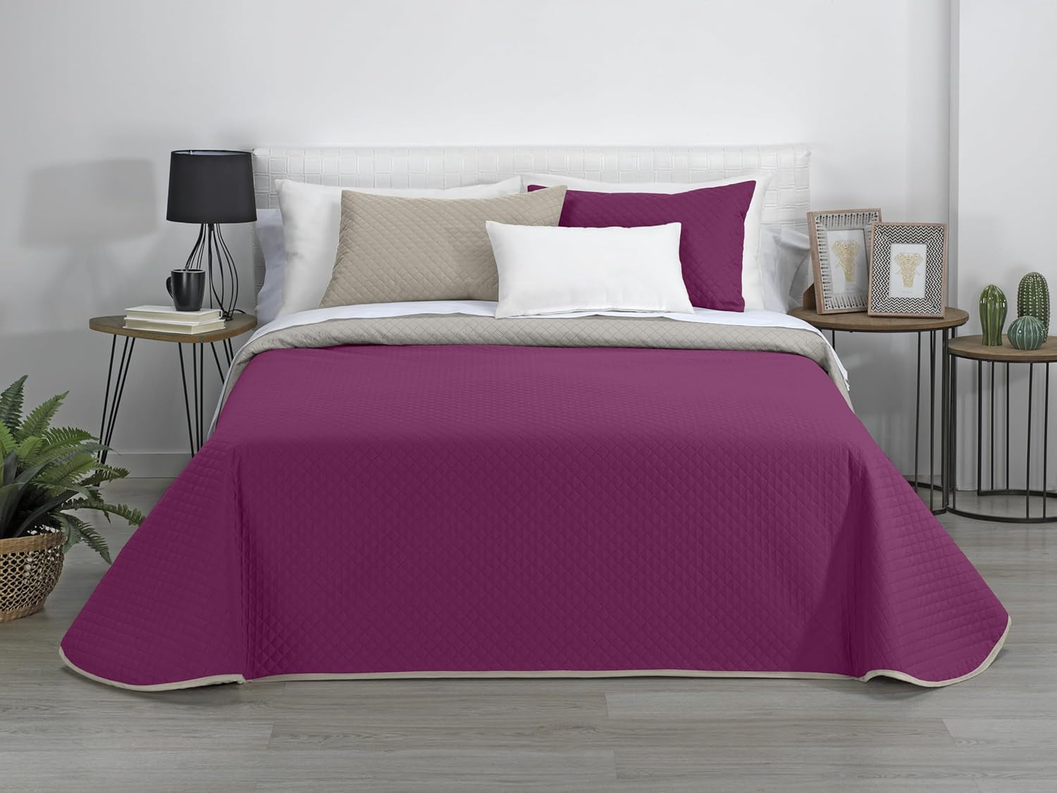 AVA | Vendbar dyne | Til alle årstider | Farve - Grå/Fuchsia | Til Seng 180 Cm. (270 X 270 Cm. Ancho X Alto) | Quiltet quilt Quilts og quilts Naty Shop Standard titel
