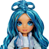 Rainbow High Winter Wonderland - Skyler (blå) - 28 cm Hidden Magic Water Accumulating Snow Fashion Dukke med Snowman Set, velegnet til 4-12 år gamle børn og samlere Naty Shop Dolls