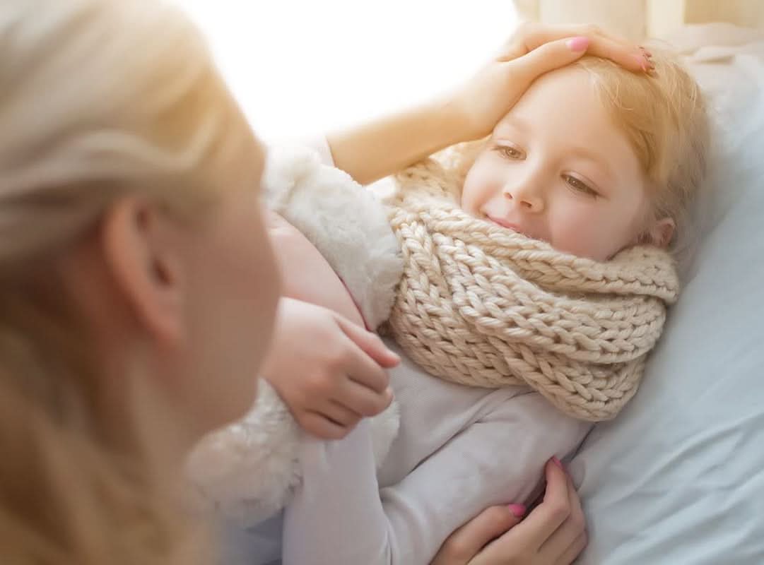 Tetesept Kids Cold Time Bath - børnebadetilsætning til den kolde årstid med 4 æteriske olier, afslapning og opvarmning, 125 ml Naty Shop