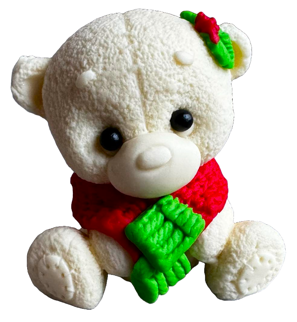 Spiselig dekoration fra sukkerpasta, Hvid bamse med grønt og rødt tørklæde Dekorationer fra Sugar Paste Naty Shop