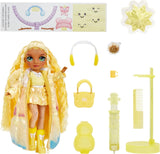 Rainbow High Winter Wonderland - Sunny (Gul) - 28 cm Hidden Magic Water Oppustning Snemandsmodedukke med snemandssæt, velegnet til 4-12 år gamle børn og samlere