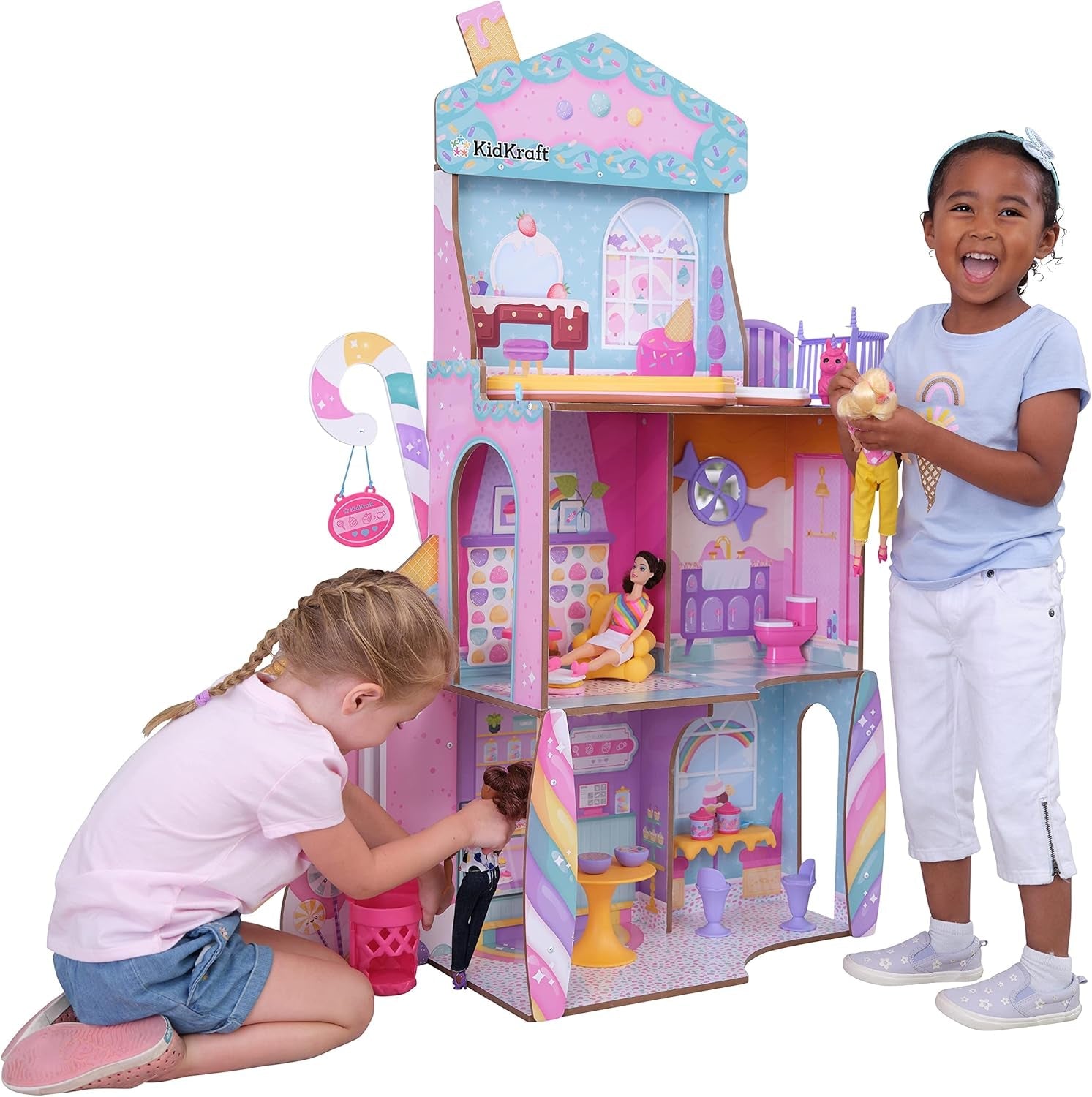 KidKraft trædukkehus Candy Castle med møbler og tilbehør, Unicorn Lama Figure House, Ice Cream Cone Elevator og Gummy Bear Stol til dukker, Legetøj fra 3 år og opefter, 20242