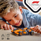LEGO City F1 Racer med Mclaren racerbil - Formel 1 legetøjsmodel med racerbil og minifigur - lille gave til drenge og piger fra 6 år eller motorsportsfans 60442 Byggesæt Besuche den LEGO-Store