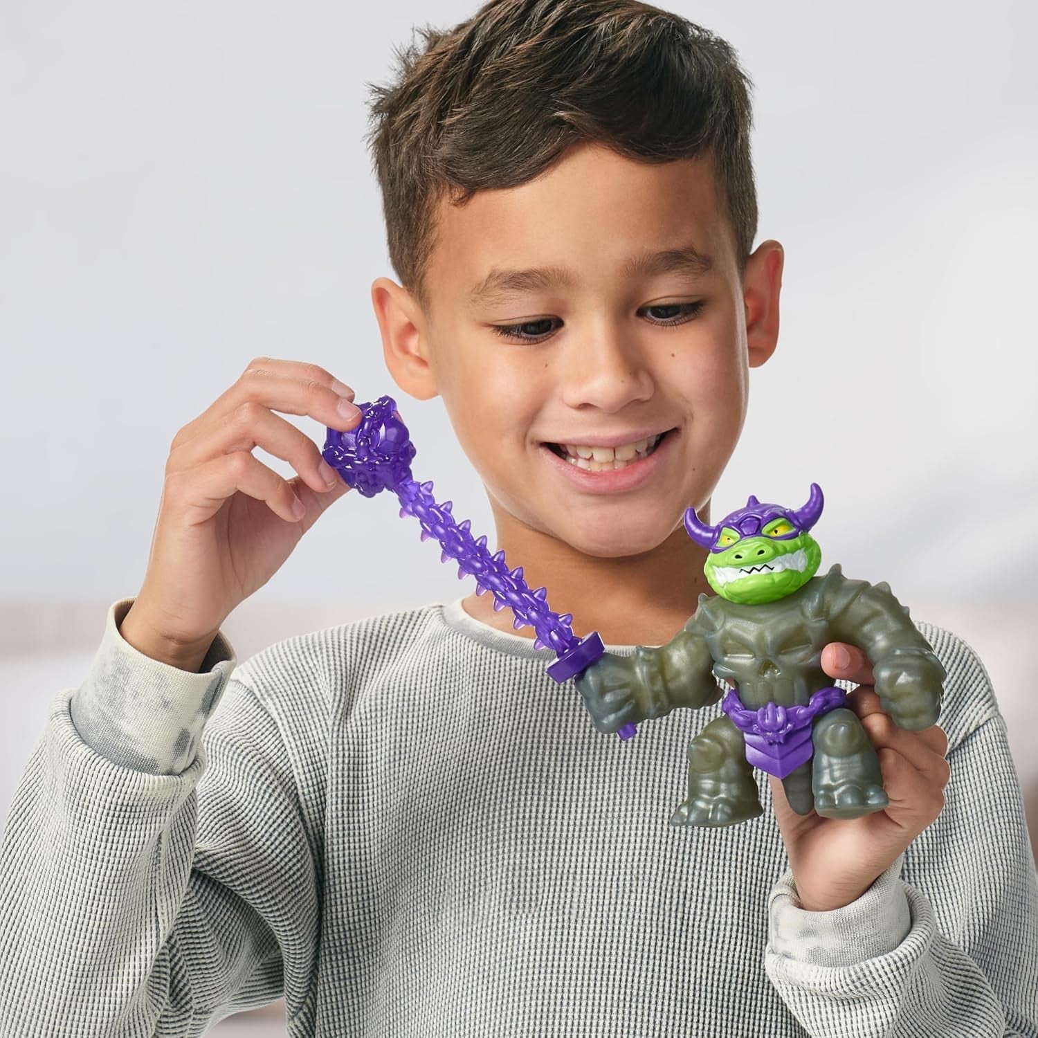 Heroes of Goo Jit Zu Stretch Strikers Deluxe Hero Pack Rock Jaw Strækbar actionfigur med 20+ seje kampudstyr Actionfigurer Naty Shop
