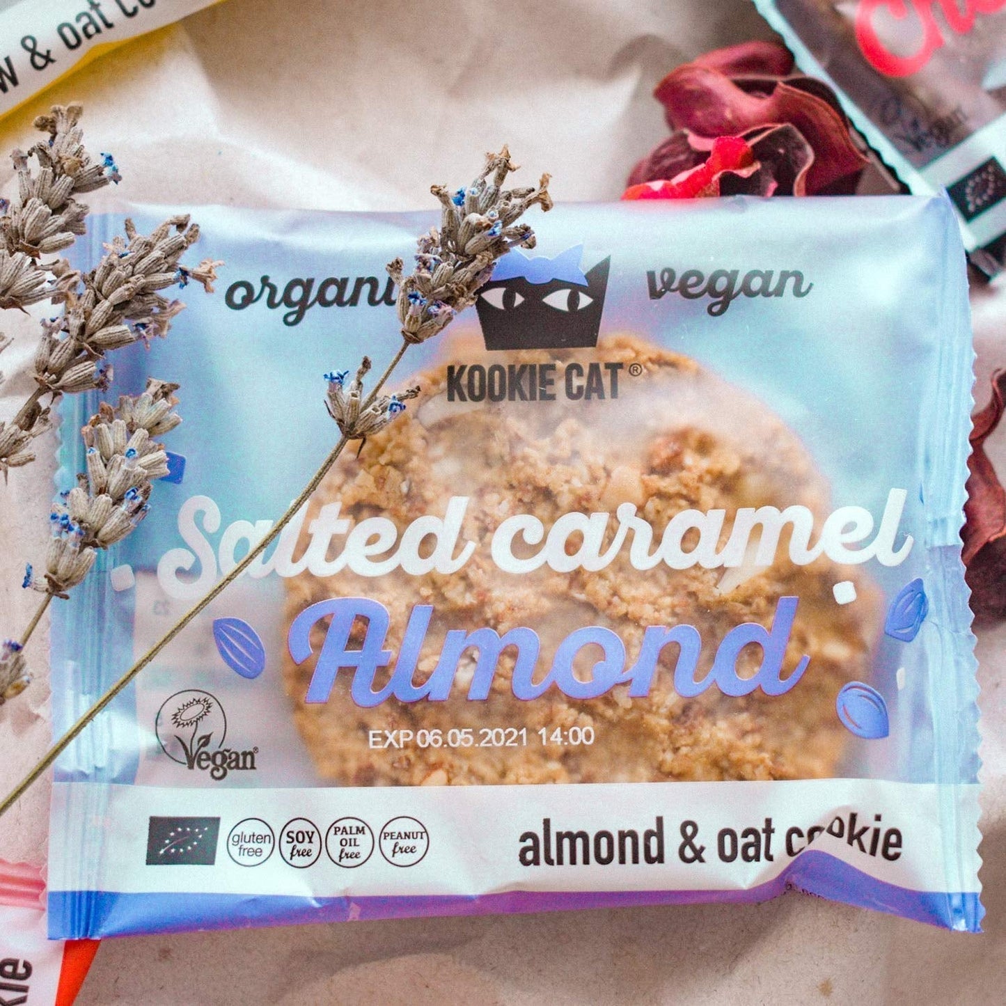 Veganske saltede karamelmandelkager - individuelt indpakket glutenfri sojafri økologisk mandelhavre - 12 x 50 g multipak (pakke med 2)