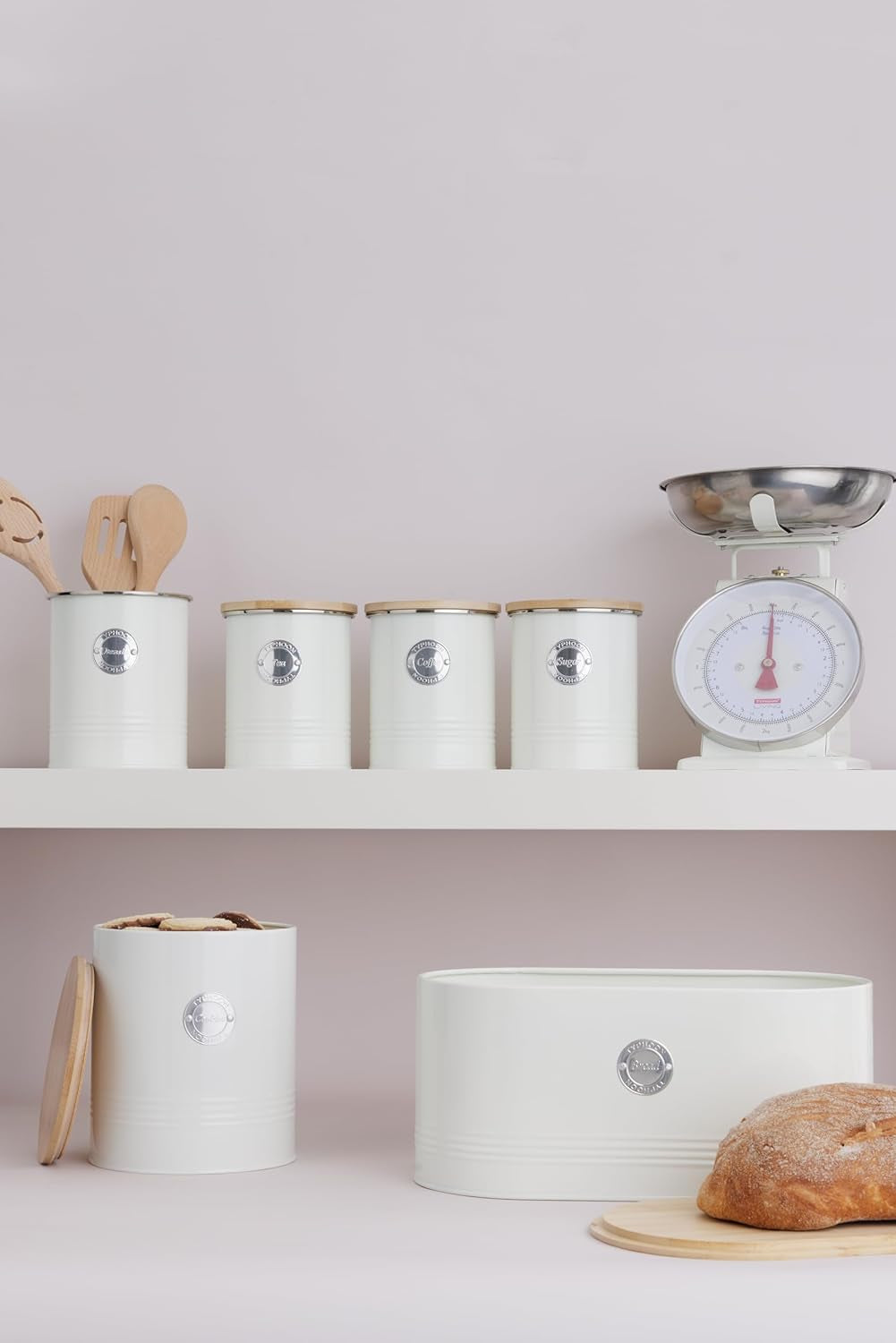 , "Living" brødkurv i rustfrit stål, cremefarvet, med bambuslåg, creme Madopbevaringsbokse Naty Shop