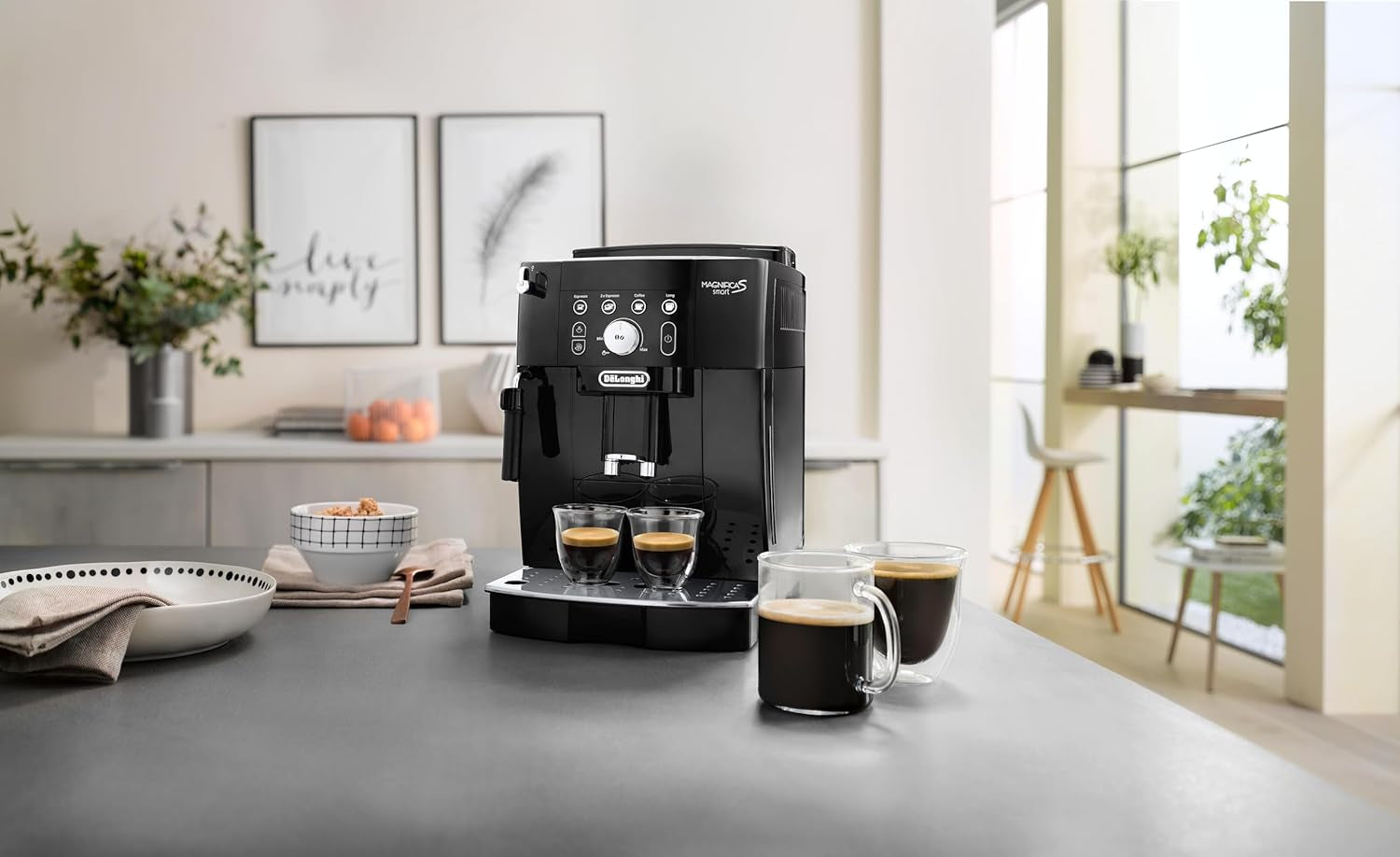 De'Longhi Magnifica S Smart ECAM 230.13.B Fuldautomatisk espressomaskine med mælkeskummer til cappuccino, espresso, kaffe og lang kaffe, direkte valgknapper og drejekontrol, 2-kops funktion, sort