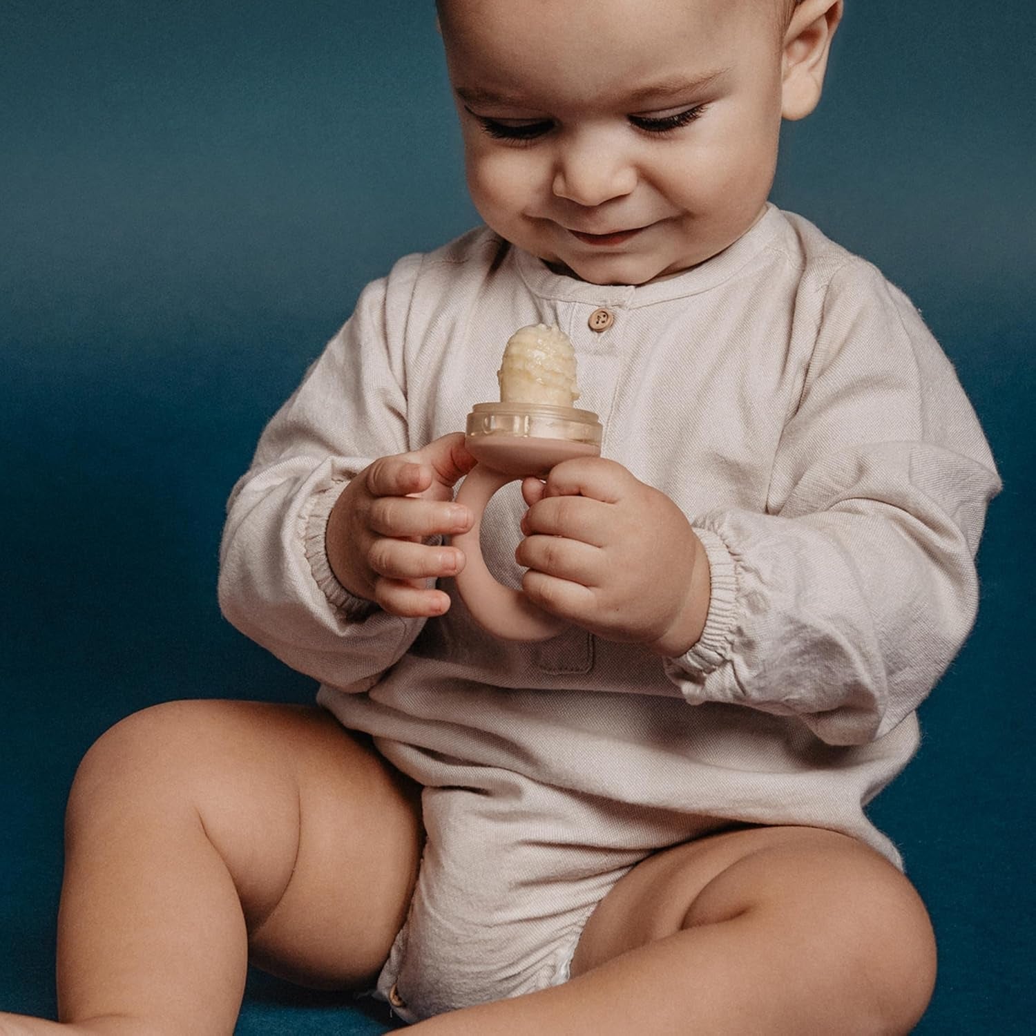 Suavinex babybider, kvælningssikker, fødevaregodkendt, silikone, med låg, let at rengøre, tåler opvaskemaskine og fryser, beroliger tandkød, 6 måneder og opefter, Pink