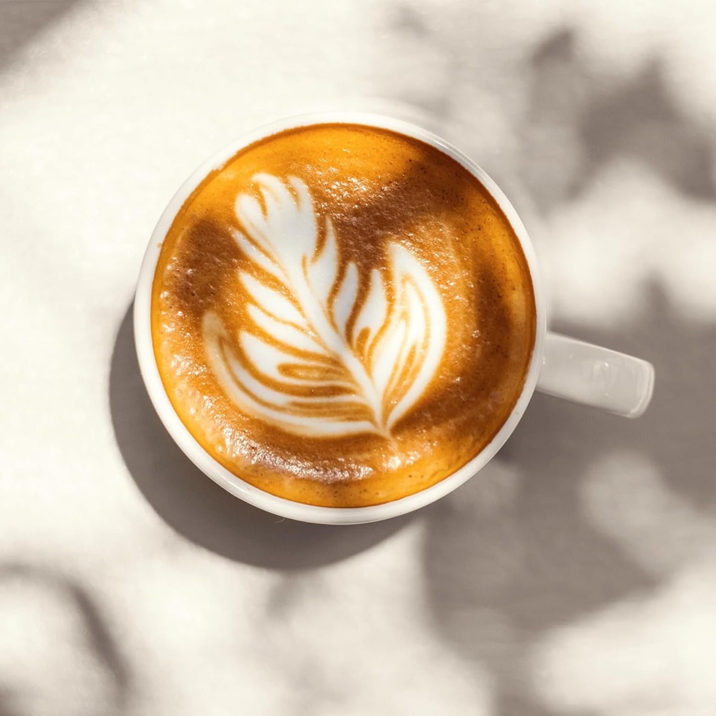 Melitta BellaCrema Intenso Whole Kaffee-Bohnen 1kg, ungemahlen, Kaffeebohnen für Kaffee-Vollautomat, kräftige Röstung, geröstet in Deutschland, Stärke 4