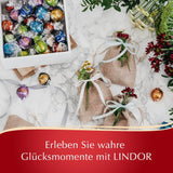 Lindt Chokolade | LINDOR sortiment | 1371g | 110 trøfler i fin chokolade med smelte-i-mund-fyld | Gave af chokolade at dele