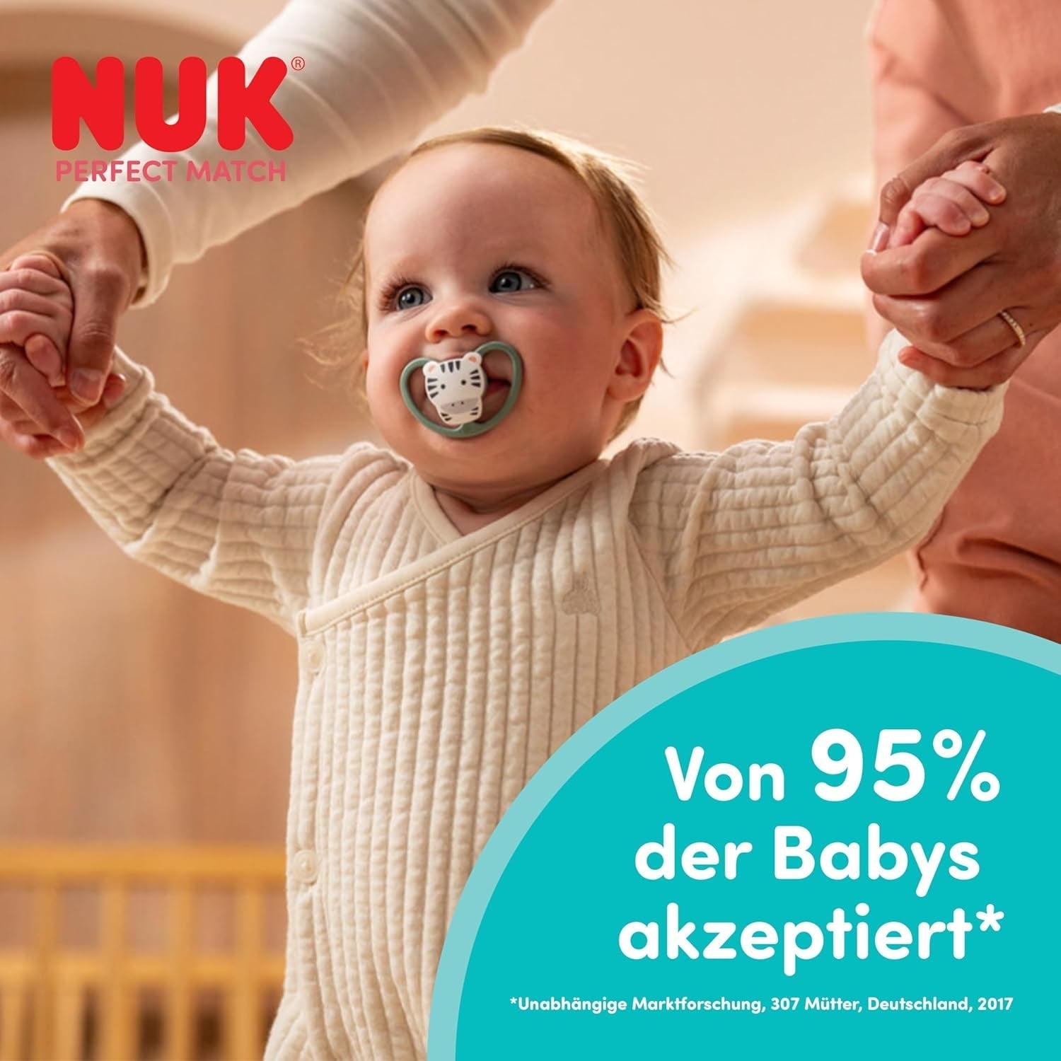 NUK Perfect Match luftsutter til babyer | 6-18 måneder | Ortodontiske sutter, der fremmer luftcirkulationen og forhindrer udslæt forårsaget af spyt | 95 % accept af babyer** | Disney Peter Plys | Pakke med 2