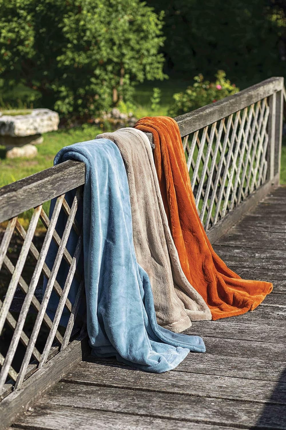 Blødt tæppe, polyester, kunstpels, ensfarvet, 150 cm x 200 cm, dyner og dyner i blystørrelse Naty Shop Standardtitel