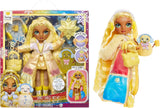 Rainbow High Winter Wonderland - Skyler (blå) - 28 cm Hidden Magic Water Accumulating Snow Fashion Doll med Snowman Set, velegnet til 4-12 år gamle børn og samlere Naty Shop Sunny Dolls (gul)