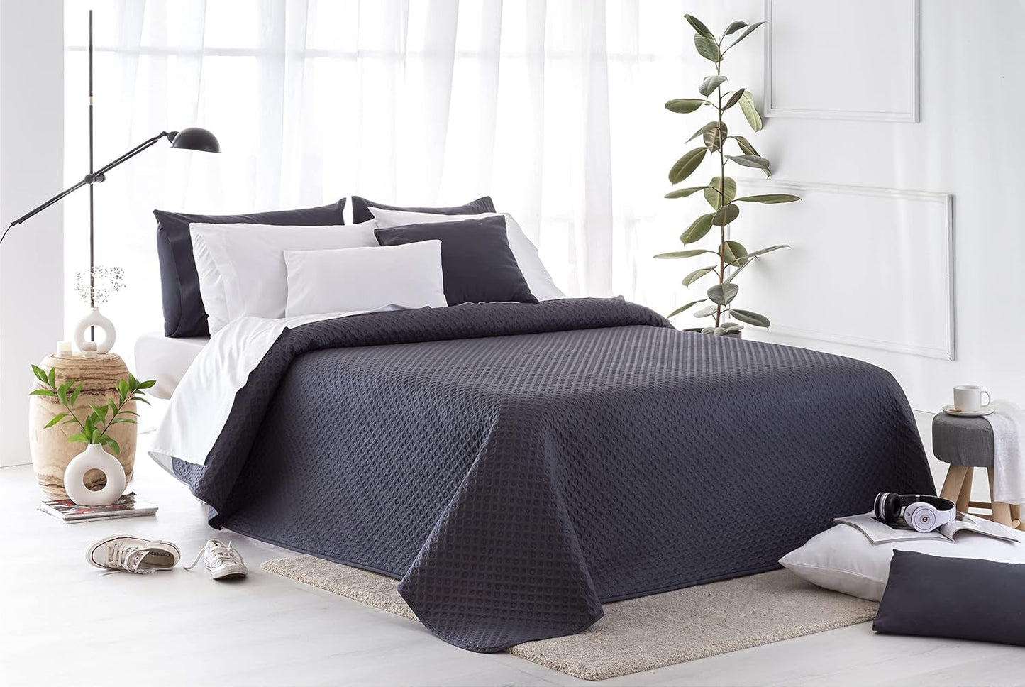Todocama Fine Boutique sengetæppe med piquémønster, til forår, sommer, efterår og vinter, 100% super blødt mikrofiber, multifunktionelt tæppe, 140/150/160-250 X 260 cm, lysegrå Senge og tæpper Besuche den Todocama-Store Mørkegrå 200 X 260