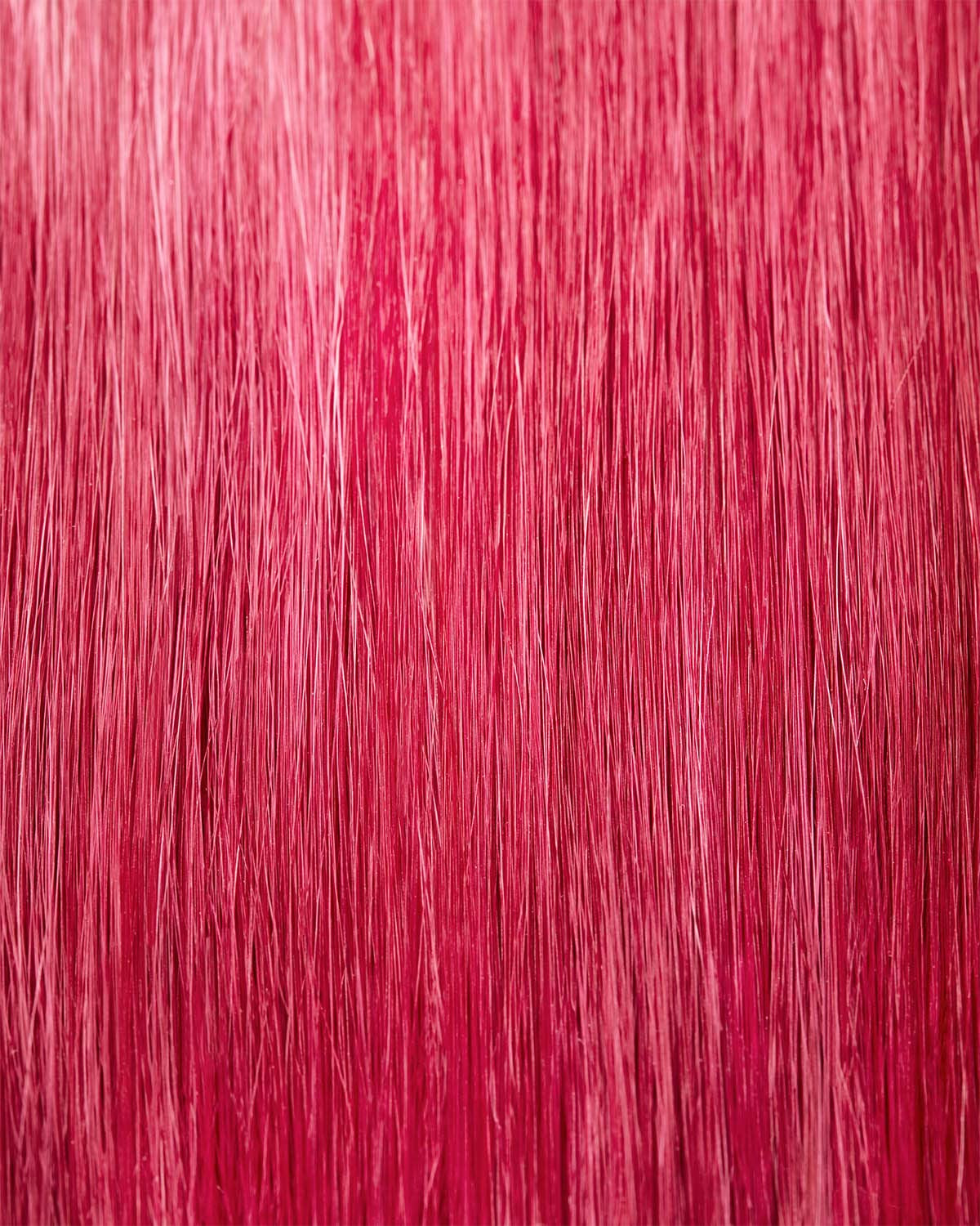 Maria Nila Colour Refresh 300 ml - En nærende farvebombe indeholdende midlertidige farvepigmenter, der hurtigt genopfrisker hårfarven. 100% vegansk. Ingen sulfater og ingen parabener. Naty Shop hårfarve