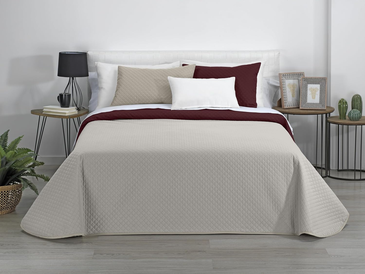 Estoralis | AVA | Vendbar Boutique Quilt | Til alle årstider | Farve - Grå/Rød | Til 180 cm seng. (270 X 270 Cm. Ancho X Alto) | Quiltet quilt Quilts og quilts Naty Shop Standard titel