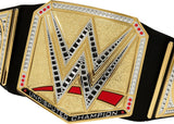 Mattel Mattel WWE Championship bælte, ubestridt WWE Universal Championship rollespil og kostume, ca. 100 cm langt bælte i imiteret læder med unik pasform, HYJ35 actionfigurer Naty Shop