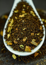 Indiens Masala Chai Loose Leaf Tea | 50 kopper, blanding af sort te, kanel, kardemomme, sort peber | Krydret Masala te | Chai Latte Suited 3,53 oz/100 g pose