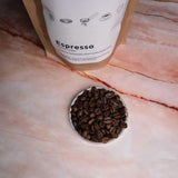 ESPRESSO | Kaffebønner 500g - 100% Arabica | Friskristet til fremstilling af espresso | Hele kaffebønner | Klassisk kaffesmag