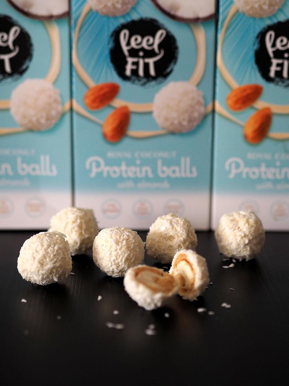 Sukkerfri kokospraliner med mandler, FIT FIT, uden tilsat sukker, 17% protein, 63 g