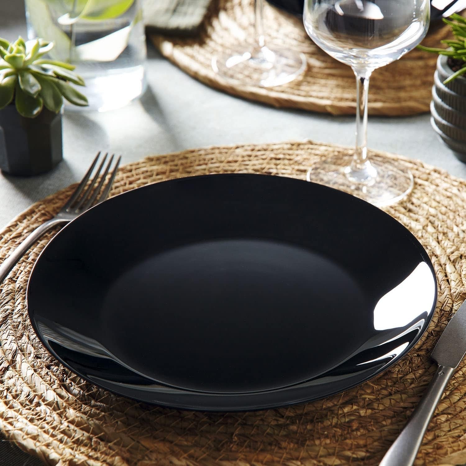Arcopal Zelie sort spisestel i glas, 12 dele, 4 steder, sort