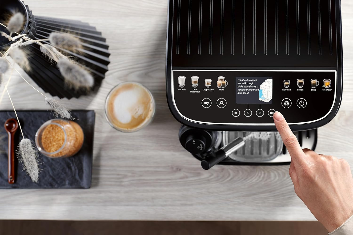 De'Longhi Magnifica Evo Next - Perfetto fuldautomatisk espressor med LatteCrema mælkeskummer, 13 One-Touch-drikke, kaffe- og cappuccinomaskine, farveberøringsskærm, Titanium (ECAM312.80.TB)