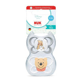 NUK Perfect Match luftsutter til babyer | 0-6 måneder | Ortodontiske sutter, der fremmer luftcirkulationen og forhindrer udslæt forårsaget af spyt | 95 % accept af babyer** | Disney Peter Plys | Pakke med 2