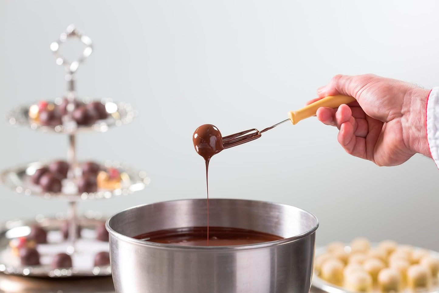 Reber Mozart Bolde - Konfekturepose med 8 stykker - Ægte Reber Mozart Bolde Mørk Chokolade, Marcipan & Nougat - 1 x 160g
