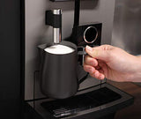 APS Milk Pitcher - Højkvalitets mælkekande med non-stick belægning, lavet af rustfrit stål - Perfekt til opskumning af mælk - Universal karaffel, sort, 600 ml