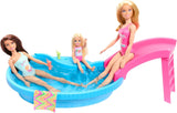 Barbie dukke og tilbehør - pool med rutsjebane og tilbehør til timevis af sjov i solen, pink badedragt med tropisk design, til børn fra 3 år, HRJ74 Naty Shop Dukkehuse