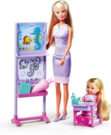 Simba Steffi Love School Day Teacher og Evi Student Dress Up Dukke med tavle, tre udskiftelige tavleudsigter, stol med åbningsbord, 29 cm, 3+