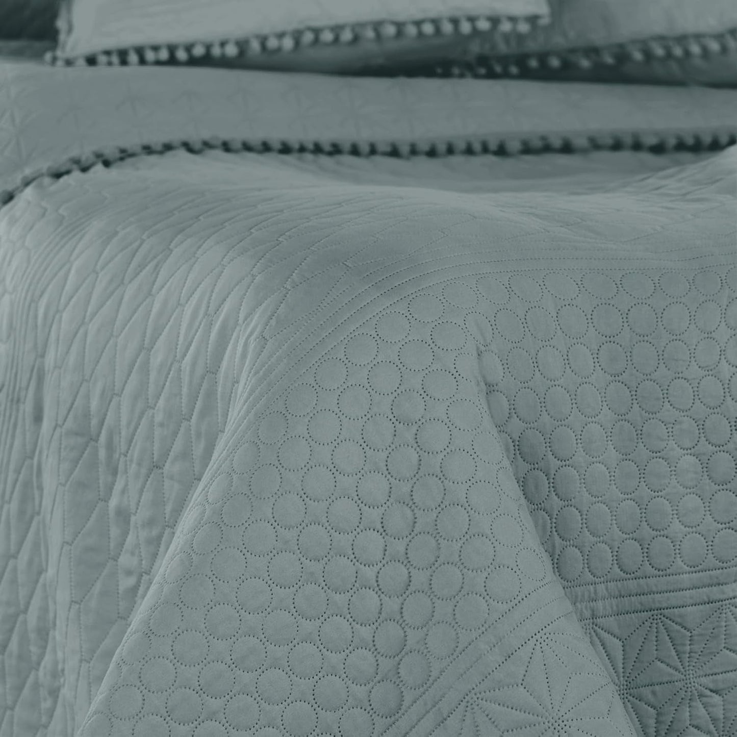 Ameliahome Sengetæppe med pomponer 220X240 Cm Dobbeltsidet sengetæppe Ultrasonic Quilting Polyester Meadore Grå Senge og Tæpper Besuche den AmeliaHome-Store