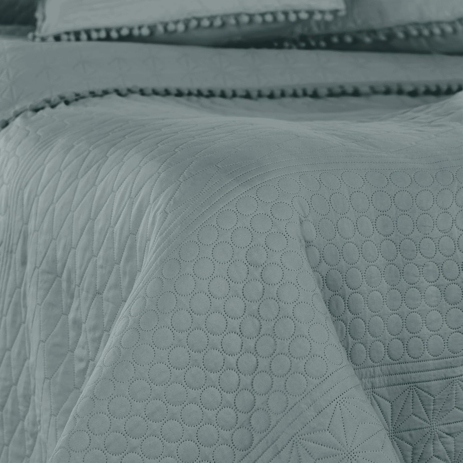 Ameliahome Sengetæppe med pomponer 220X240 Cm Dobbeltsidet sengetæppe Ultrasonic Quilting Polyester Meadore Grå Senge og Tæpper Besuche den AmeliaHome-Store