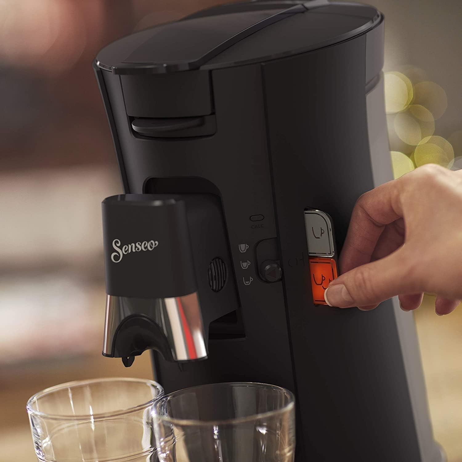PHILIPS Senseo Select kapsel-espressomaskine med valg af kaffeintensitet og memory-funktion, lavet af genbrugsplastik, farve: sort (CSA240/60)