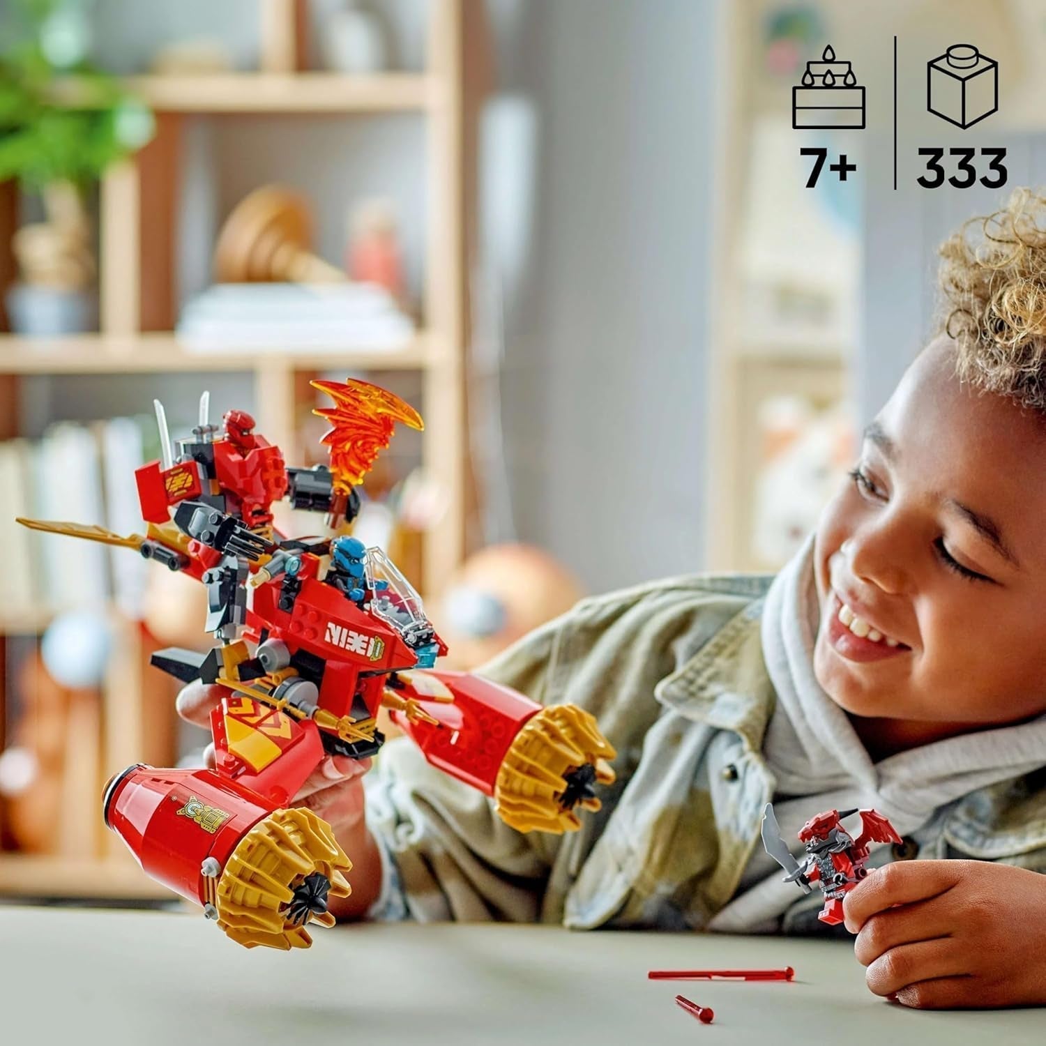 LEGO NINJAGO Kai's Storm Rider Mech - Flyvende motorcykellegetøj med 3 minifigurer - Mek med bevægeligt hoved, arme og ben - Byggelegetøj - Gave til drenge og piger i alderen 7+ 71830 Byggesæt Besuche den LEGO-Store