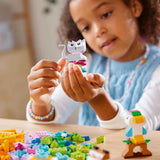 LEGO Classic Creative Animals, æske med farverige klodser, bygge klodsdyrsfigurer som hund, kat, kanin, hamster og fugl, byggelegetøj til drenge og piger fra 5 år 11034 Byggesæt Besuche den LEGO-Store
