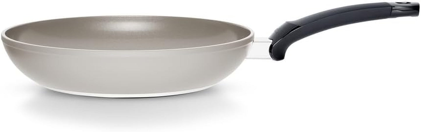 Fissler Ceratal Classic 2-delt sæt, aluminium, med keramisk belægning (24+28 Cm), non-stick - induktion, grå Gryder og pander Naty Shop 1 stk 26 Cm