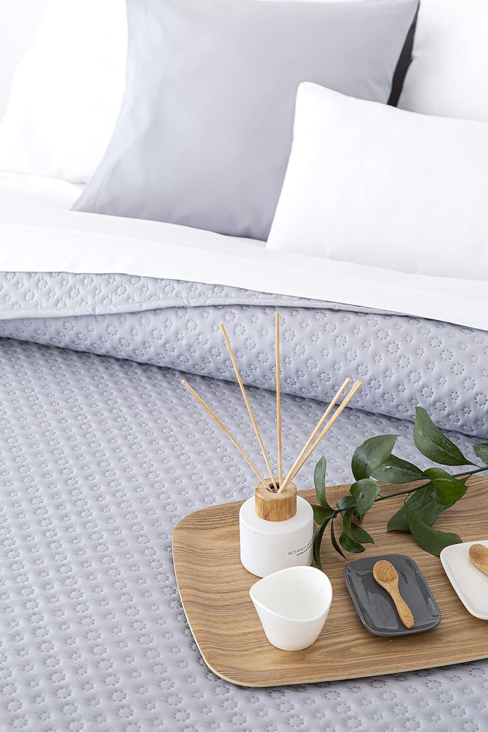 Todocama Fine Boutique sengetæppe med piquémønster, til forår, sommer, efterår og vinter, 100% super blødt mikrofiber, multifunktionelt tæppe, 140/150/160-250 X 260 cm, lysegrå Senge og tæpper Beuche den Todocama-Store
