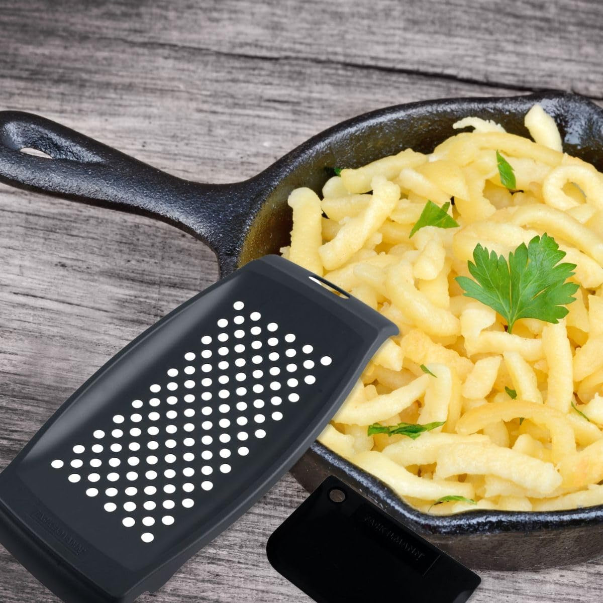 Fackelmann spaetzle rivejern med dejskraber Peeler Naty Shop