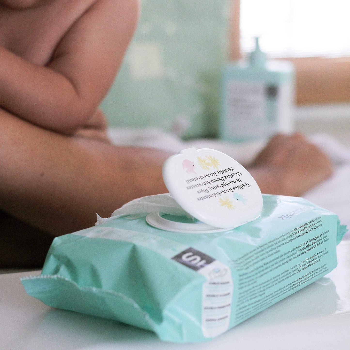 Suavinex Baby vådservietter 60 stykker Velegnet til atopisk hud 96 % naturlige ingredienser
