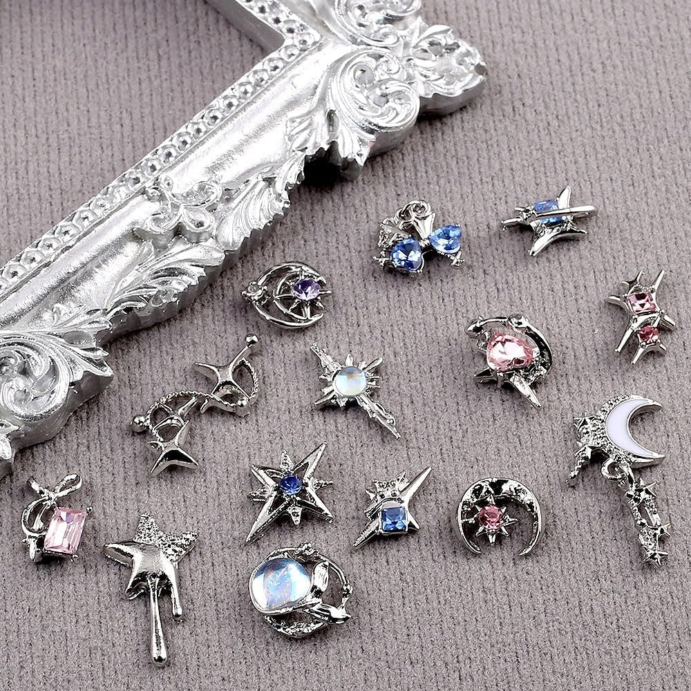 16 Stile Luxus Mond Stern Nagel Charms 3D Nail Charms Y2K Legierung Strasssteine ​​​​Bogen Schmetterling Nagel Schmuck Metall Nail Art Charms Nägel Glitzersteine ​​Nailart Rhinestones Nageldesign Zubehör