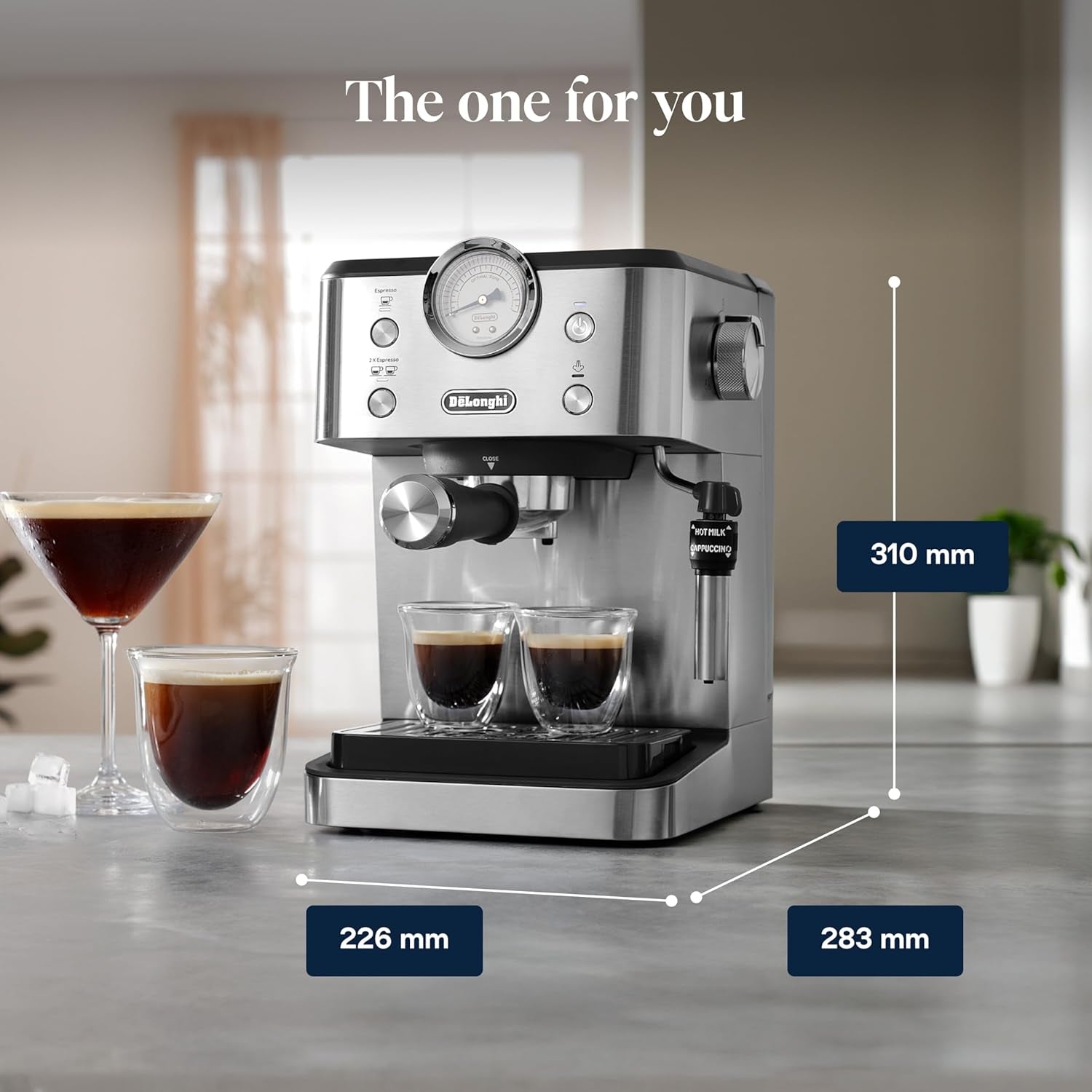 De'Longhi Classic EM450.M portafilter espressomaskine med professionel mælkeskummer, fuld metalhus, 15 bar, 1,7 l vandtank, rustfrit stål/metal