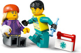 LEGO City Ambulance - legetøj med 2 minifigurer (skateboarder og chauffør) - pædagogisk legetøj til drenge og piger fra 5 år - fødselsdags- og feriegaveideer 60451 Byggesæt Besuche den LEGO-Store