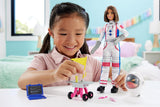 65-års fødselsdag Barbie Dukke og 10 tilbehør, Brunette Dukke Astronaut Sæt, Rover på hjul, Rumhjelm med skiftende visir og mere, HRG45