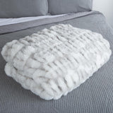 Lavish Home Oversized Gerüschte imiteret pelstæppe, 152,4 X 203,2 cm, Jacquard imiteret pels, queensize-tæppe til senge og sofaer, Grå senge og tæpper Lavish Home