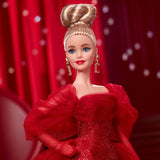 Barbie-signaturdukke 80-års jubilæum Mattel samlerfigur i funklende rød tylkjole med dråbeøreringe og delikate handsker Blondt hår JBJ17