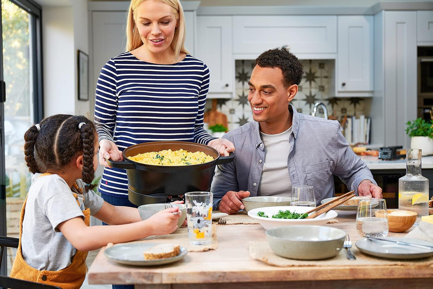 Multicooker Russell Hobbs 6,5L, digitalt display, 8 tilberedningsfunktioner Slow Cooker Naty Shop