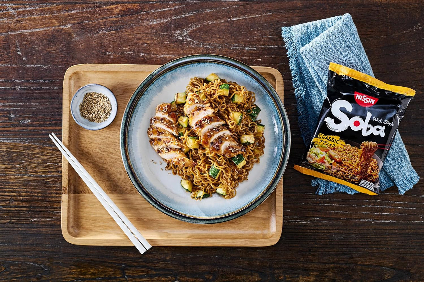 Nissin Bag Soba Noodles - Klassiske japanske Instant Nudles 9 Pack Wok Style med Yakisoba Sauce Quick Cook asiatisk mad (9 x 109 g)